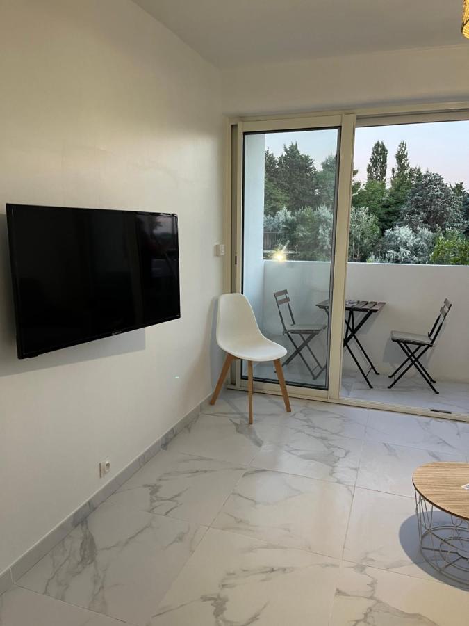Superbe Appartement Avec Balcon Et Parking Aix-en-Provence Exterior photo